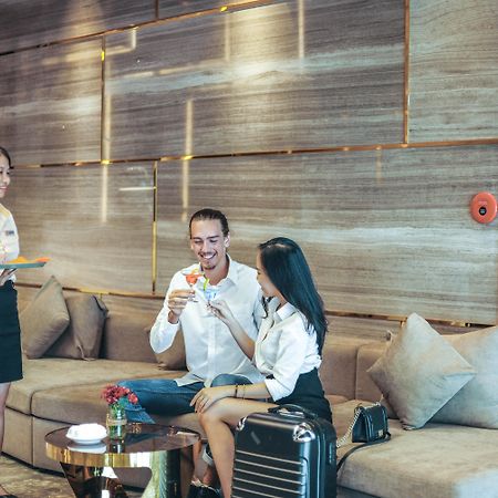 Grand Sunrise Boutique Hotel Дананг Екстер'єр фото