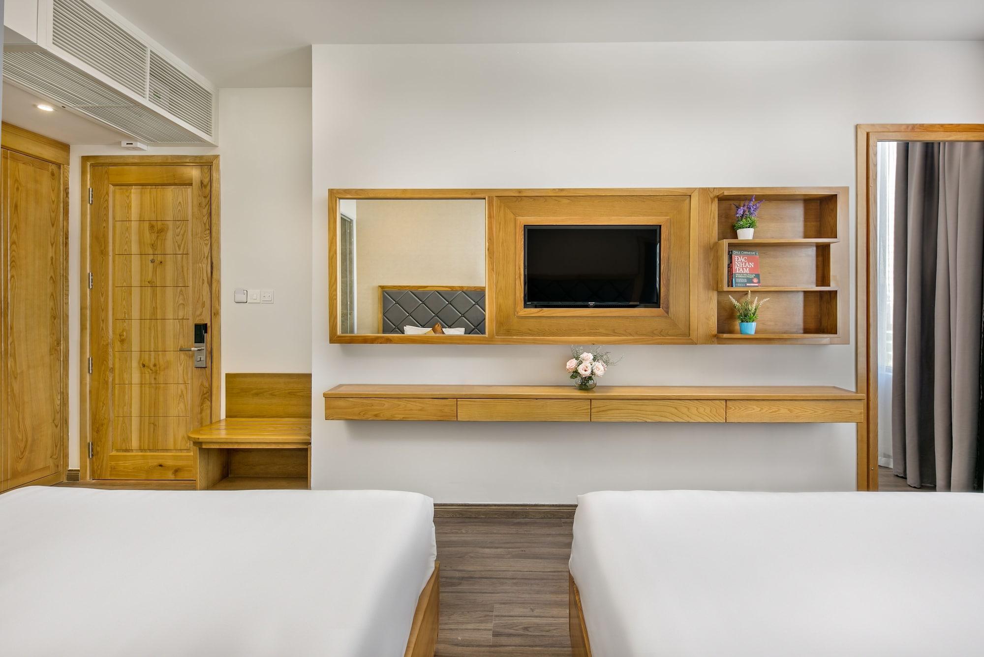 Grand Sunrise Boutique Hotel Дананг Екстер'єр фото