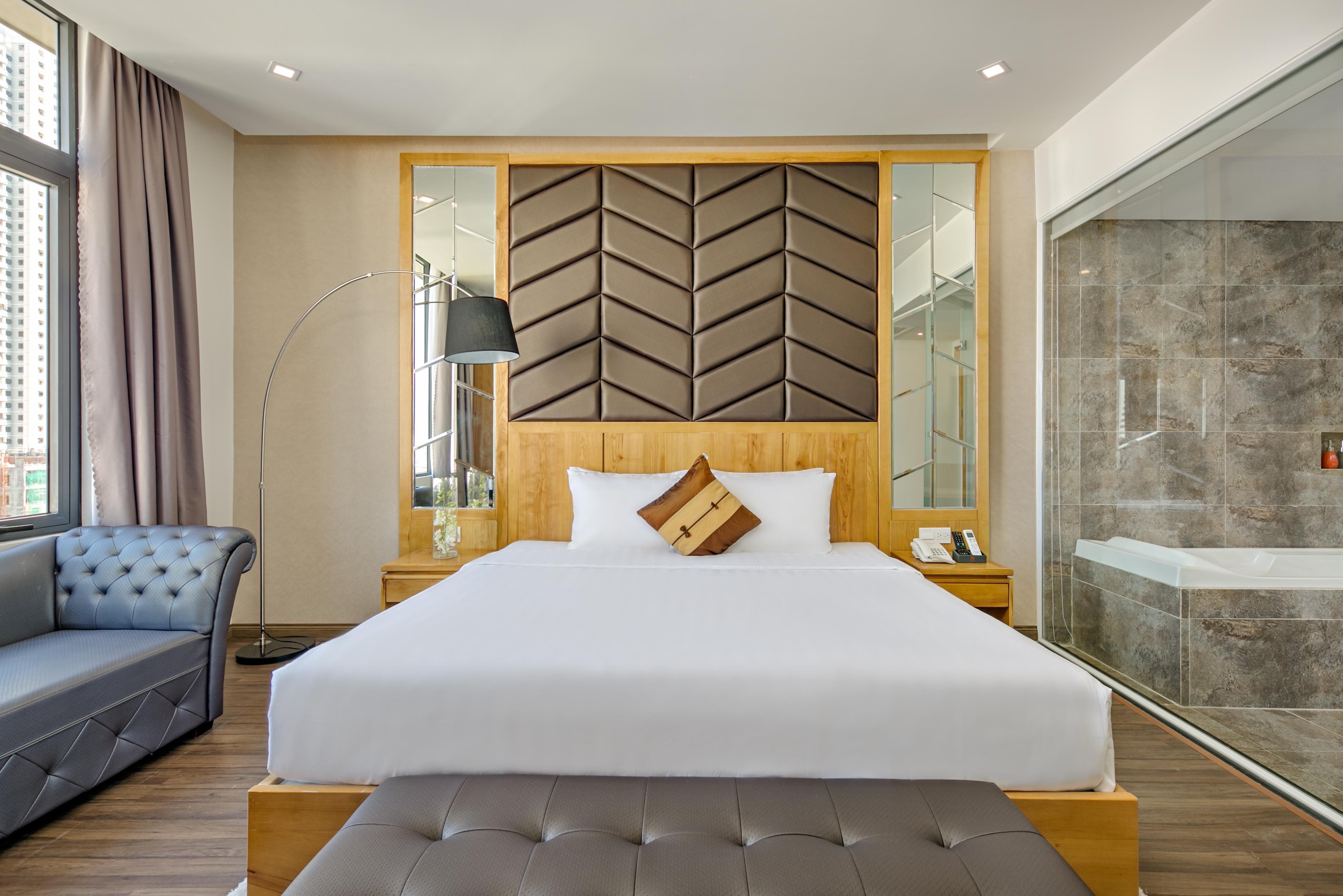 Grand Sunrise Boutique Hotel Дананг Екстер'єр фото
