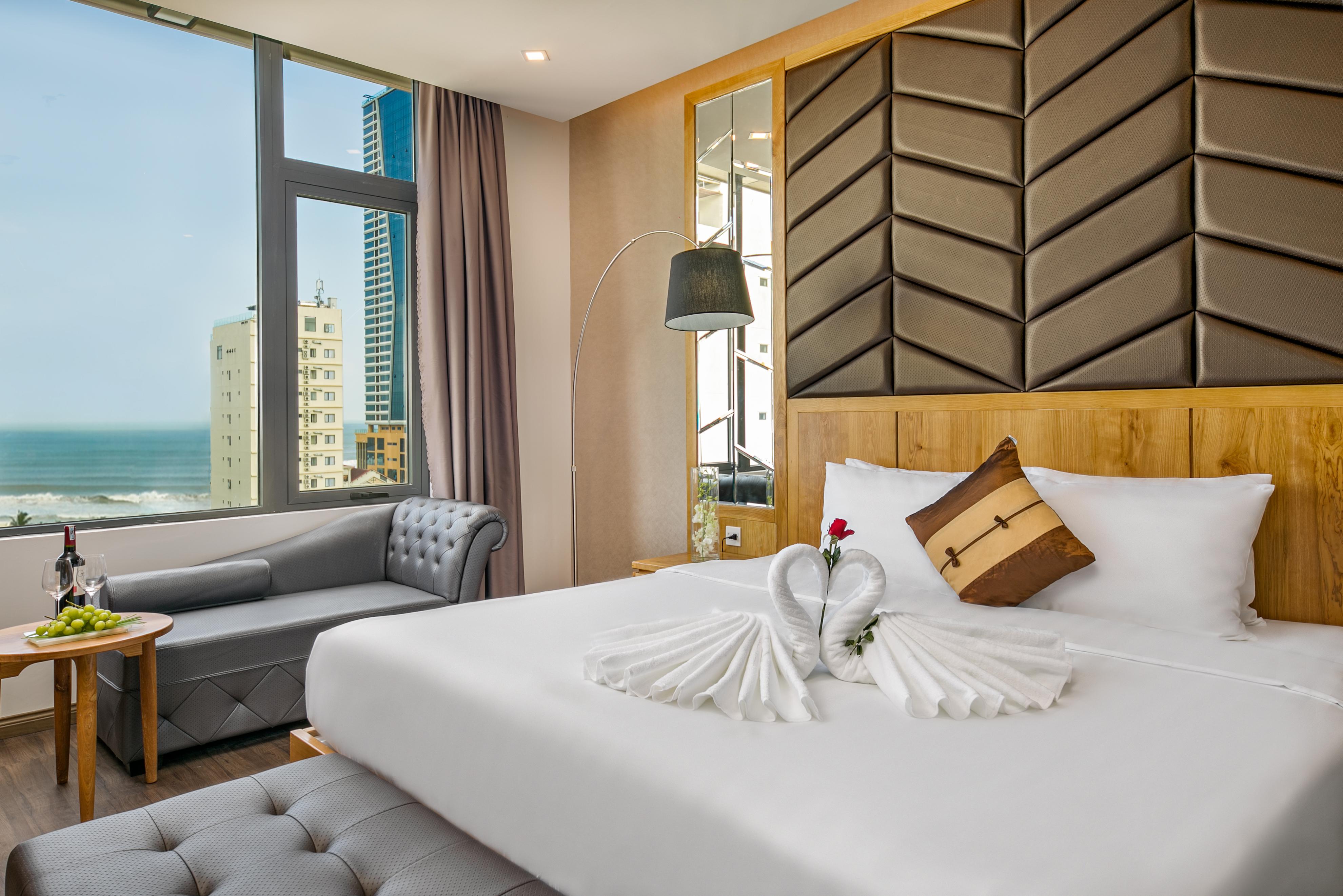 Grand Sunrise Boutique Hotel Дананг Екстер'єр фото