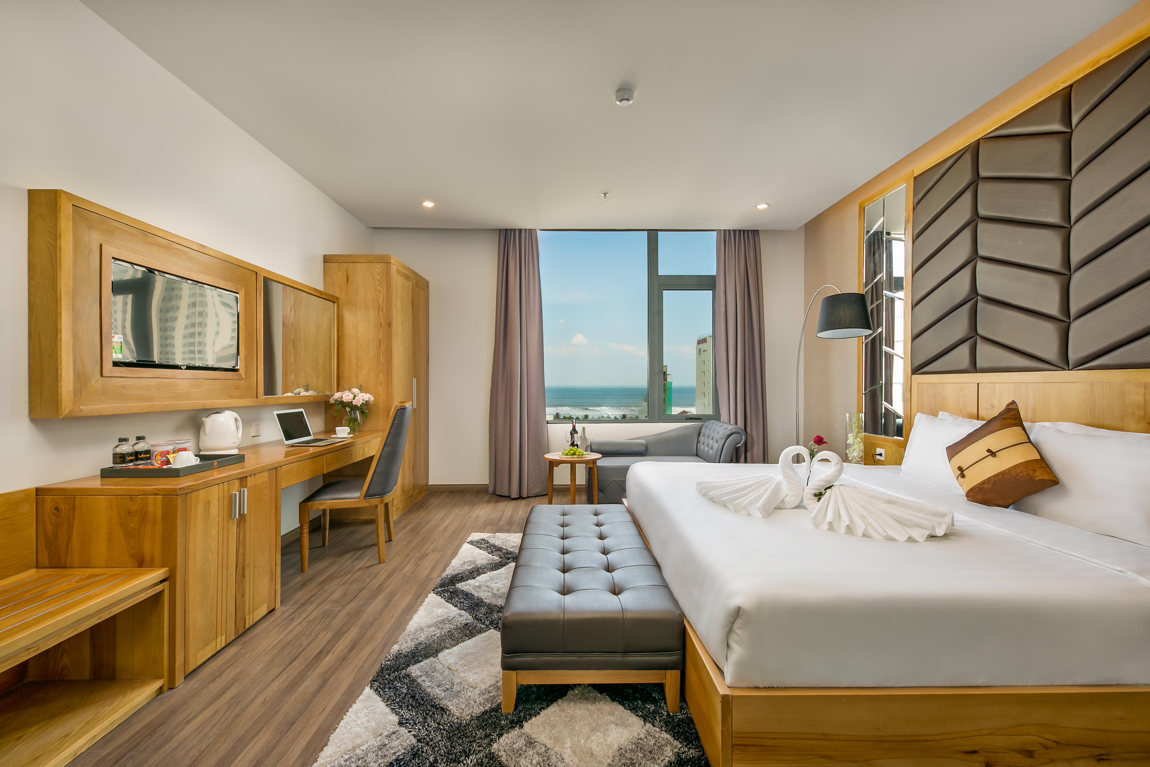 Grand Sunrise Boutique Hotel Дананг Екстер'єр фото