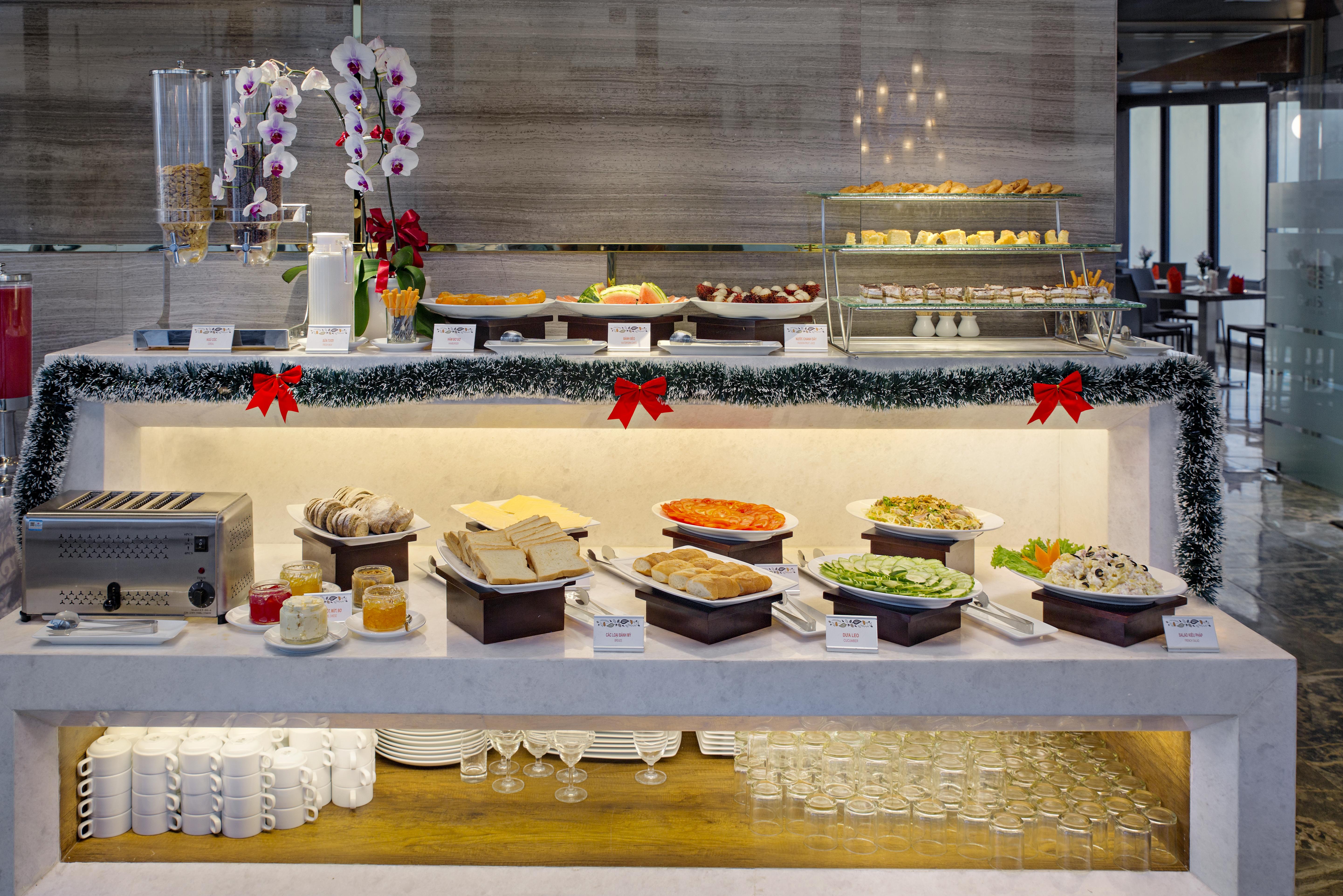 Grand Sunrise Boutique Hotel Дананг Екстер'єр фото