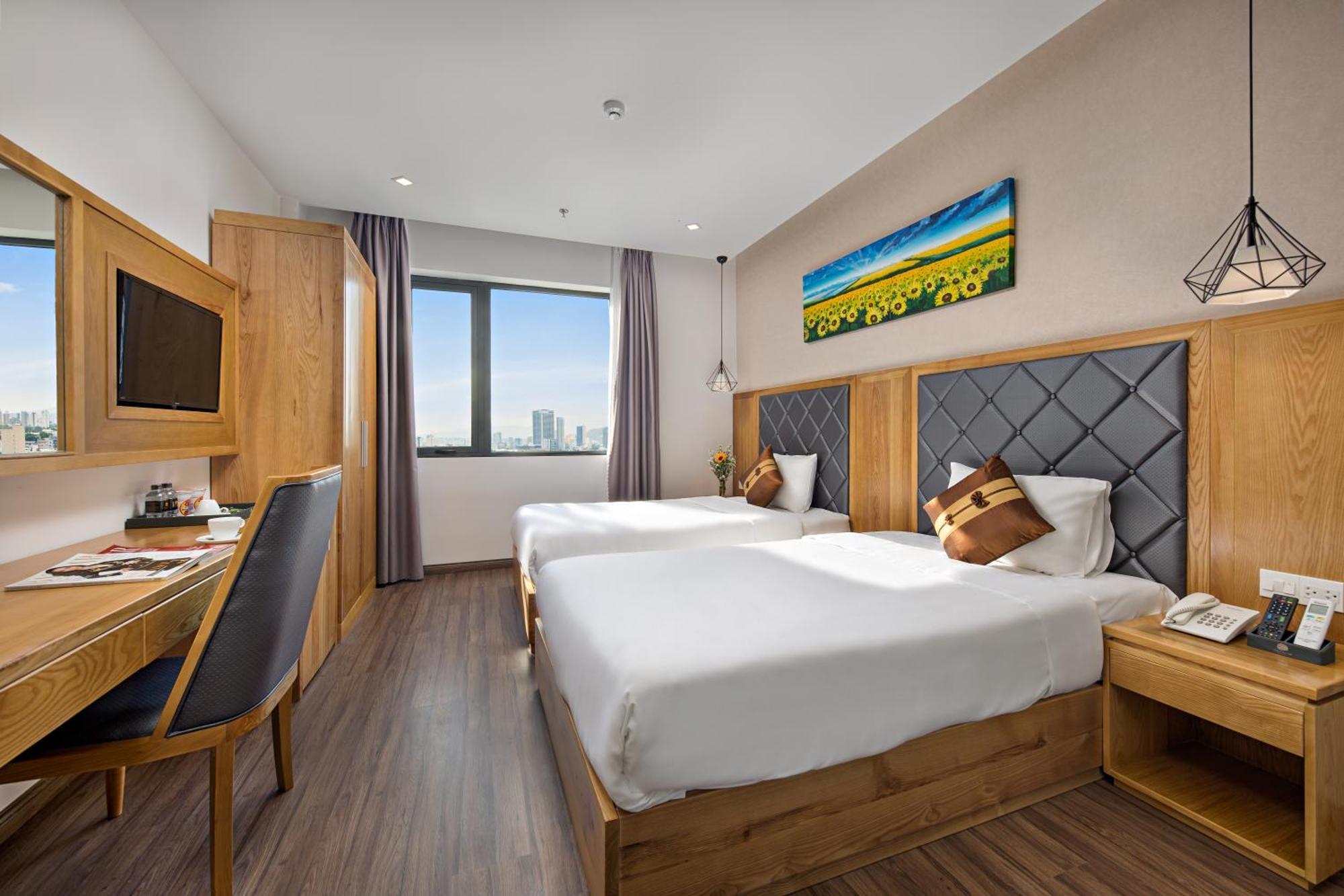 Grand Sunrise Boutique Hotel Дананг Екстер'єр фото