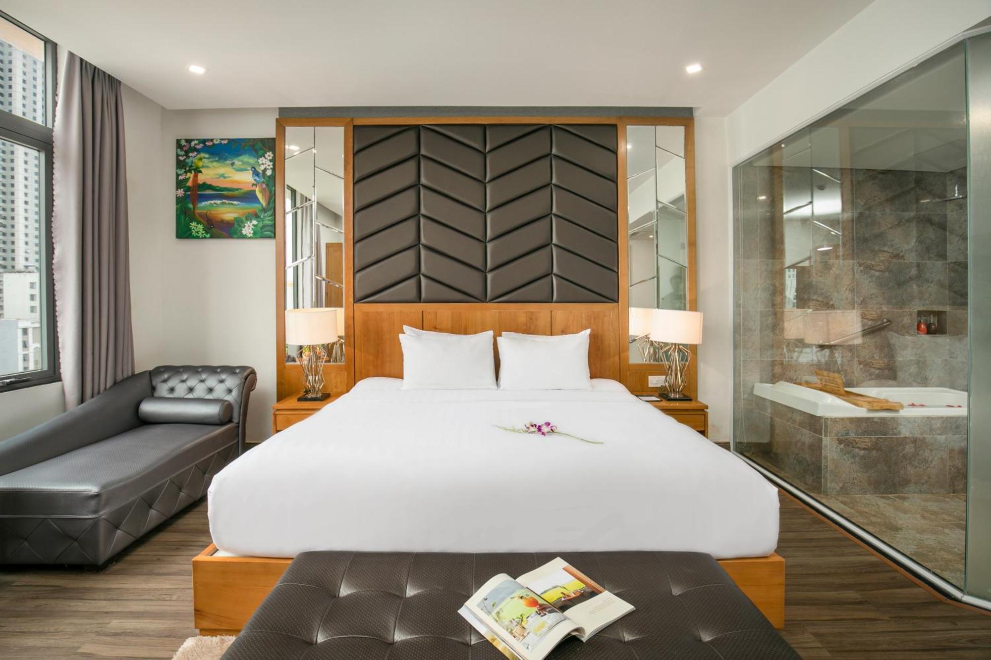 Grand Sunrise Boutique Hotel Дананг Екстер'єр фото