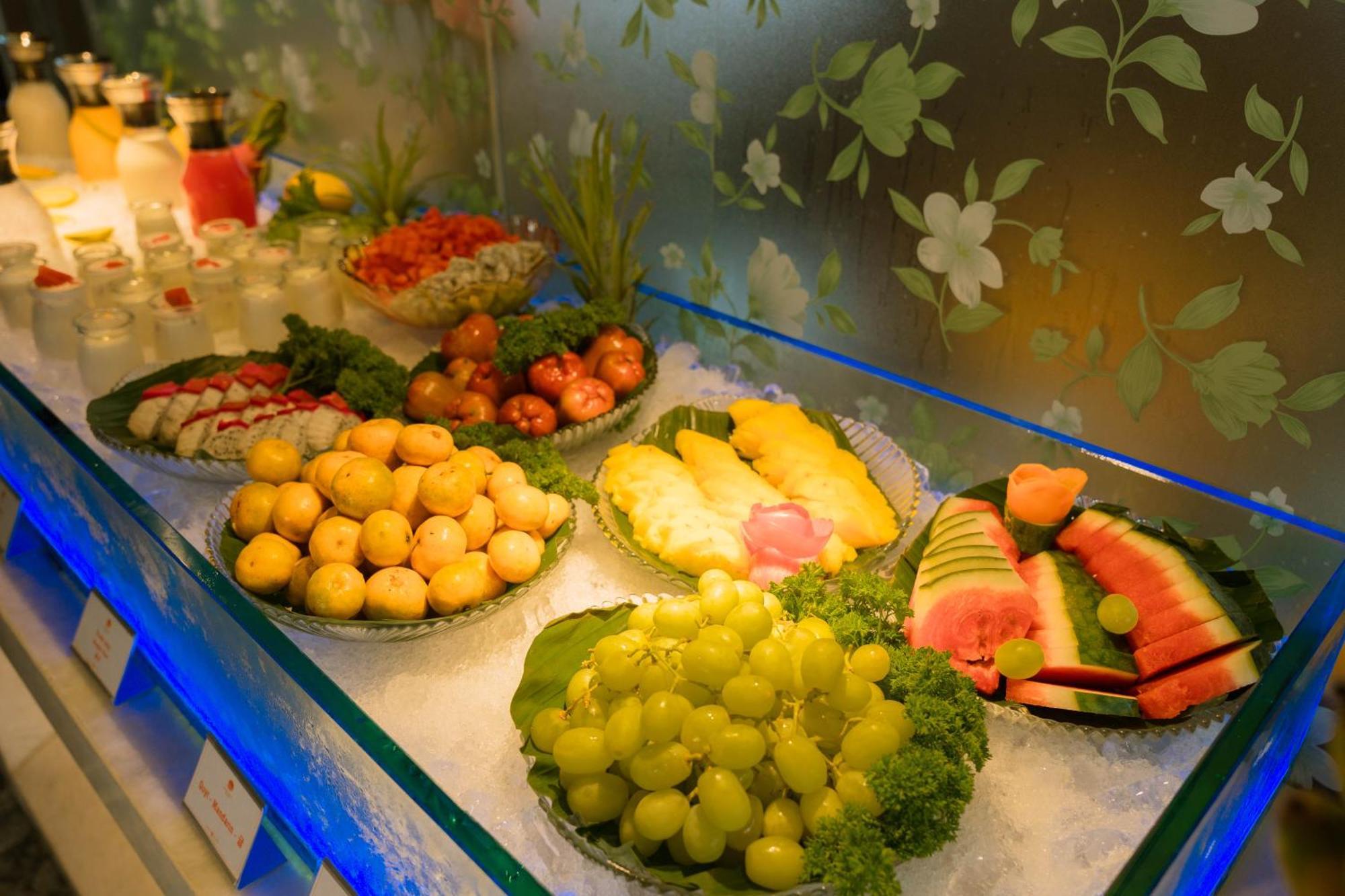 Grand Sunrise Boutique Hotel Дананг Екстер'єр фото
