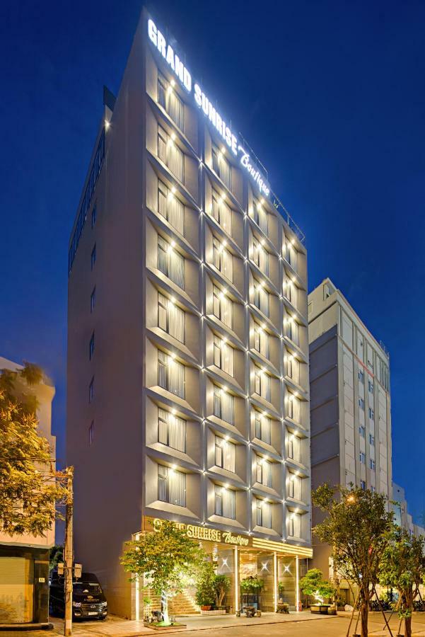 Grand Sunrise Boutique Hotel Дананг Екстер'єр фото